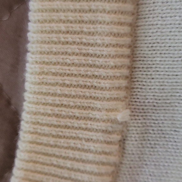 100% authentic LOUIS VUITTON LACQUARD KNIT SHORT SLEEVE TOP - Picture 8 of 15